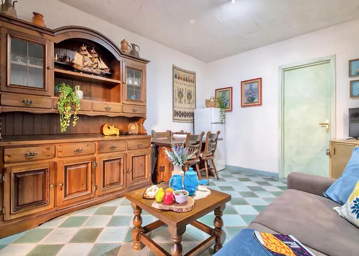 5 Beds With Fenced Garden In Marinella Just 300 Mt From The Sea *